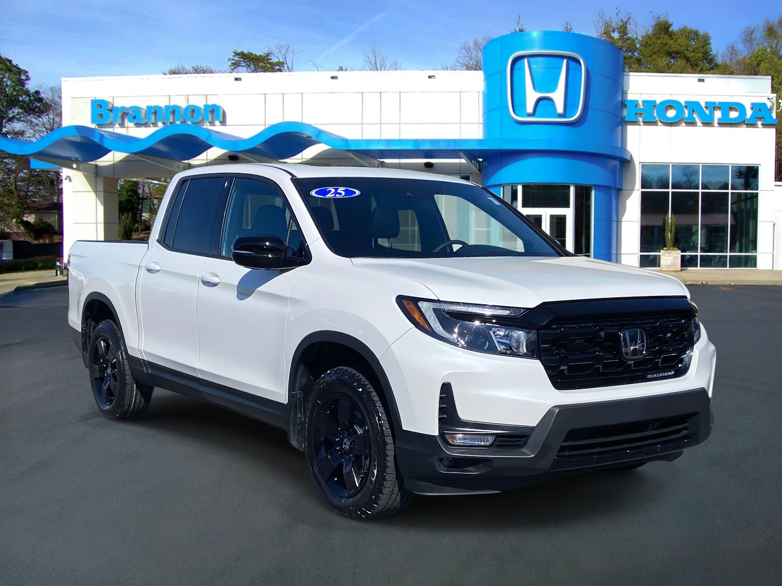 2025 Honda Ridgeline Black Edition's photo