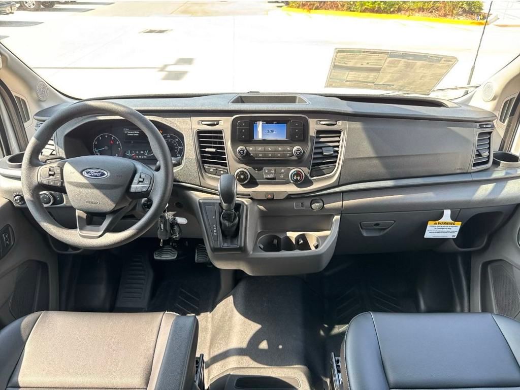 2025 Ford Transit photo 4