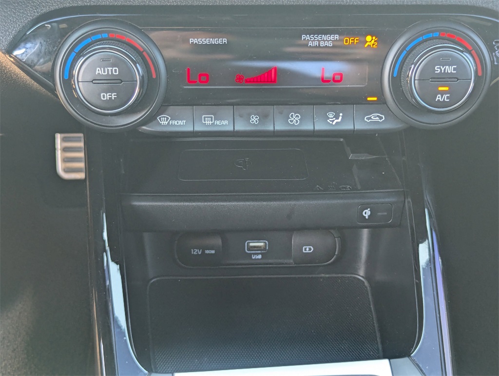 2023 Kia Forte GT-Line photo 12