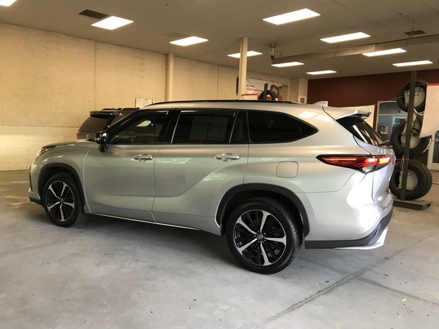 2021 Toyota Highlander XSE photo 7