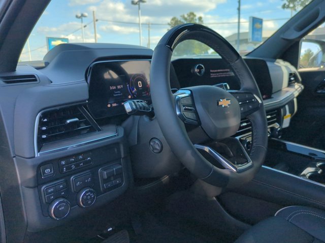 2025 Chevrolet Tahoe Premier photo 2