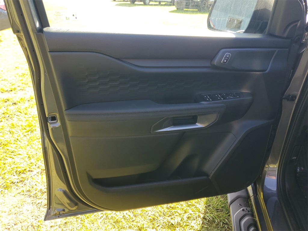 2025 Ford Ranger XLT photo 5