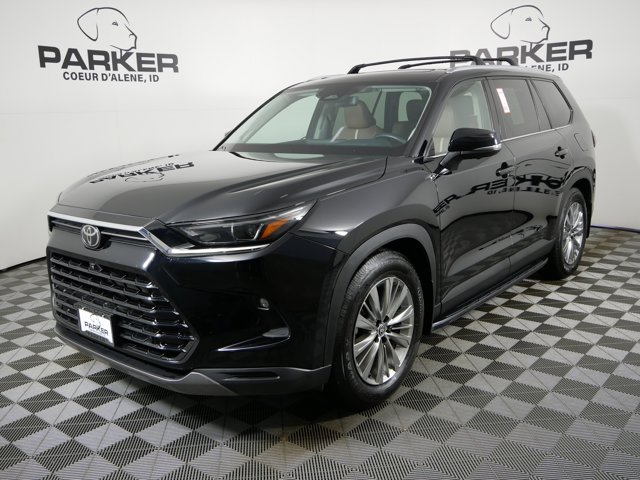 2024 Toyota Grand Highlander Platinum's photo