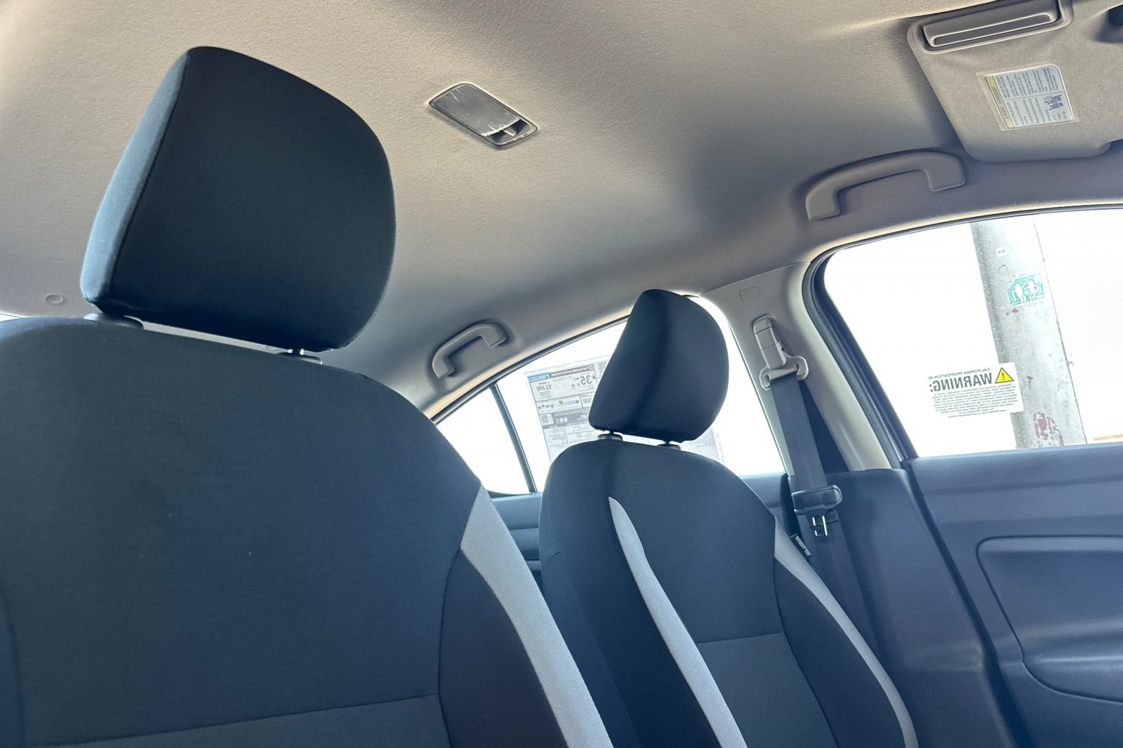2025 Nissan Versa S photo 13