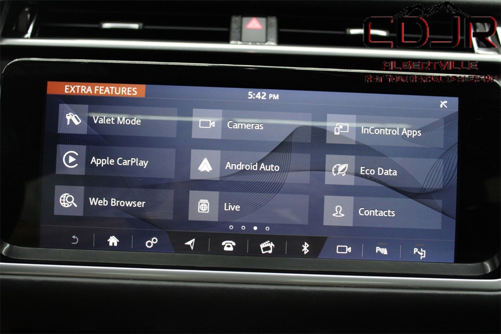 2019 Land Rover Range Rover Velar HSE R-Dynamic photo 25