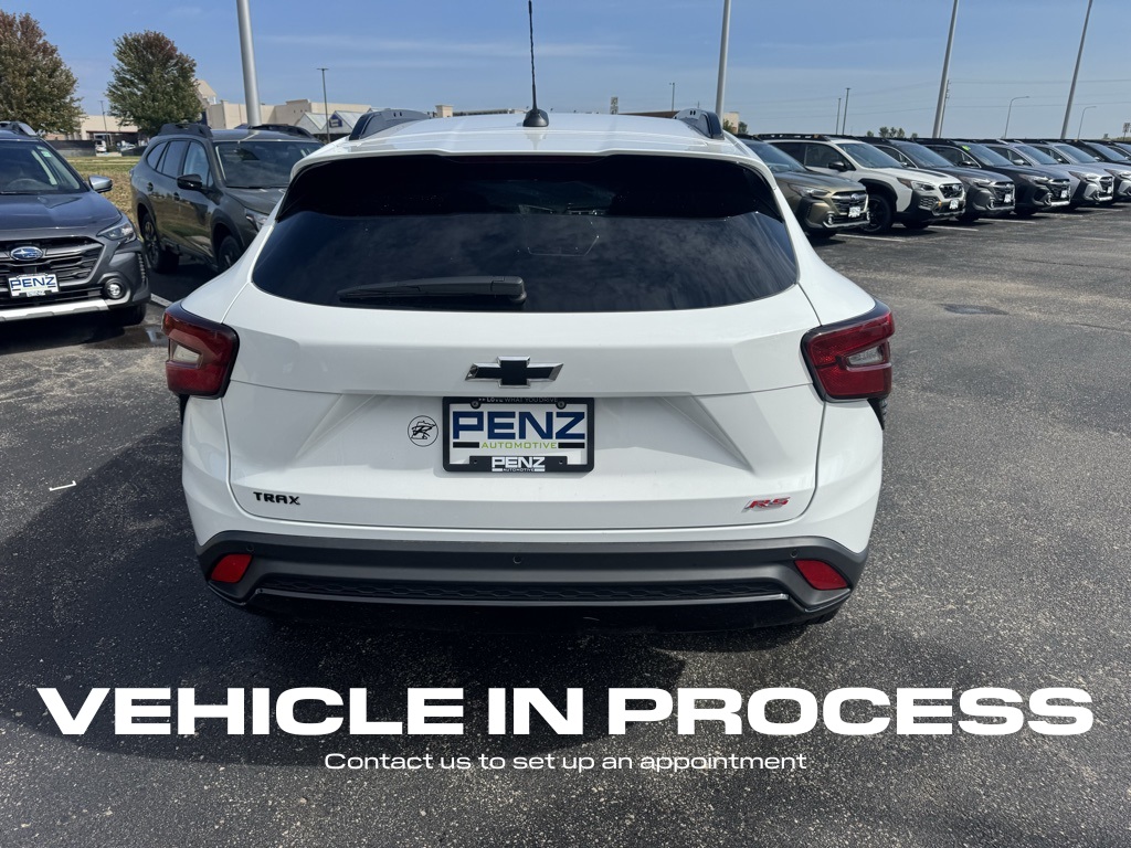 2025 Chevrolet Trax photo 4