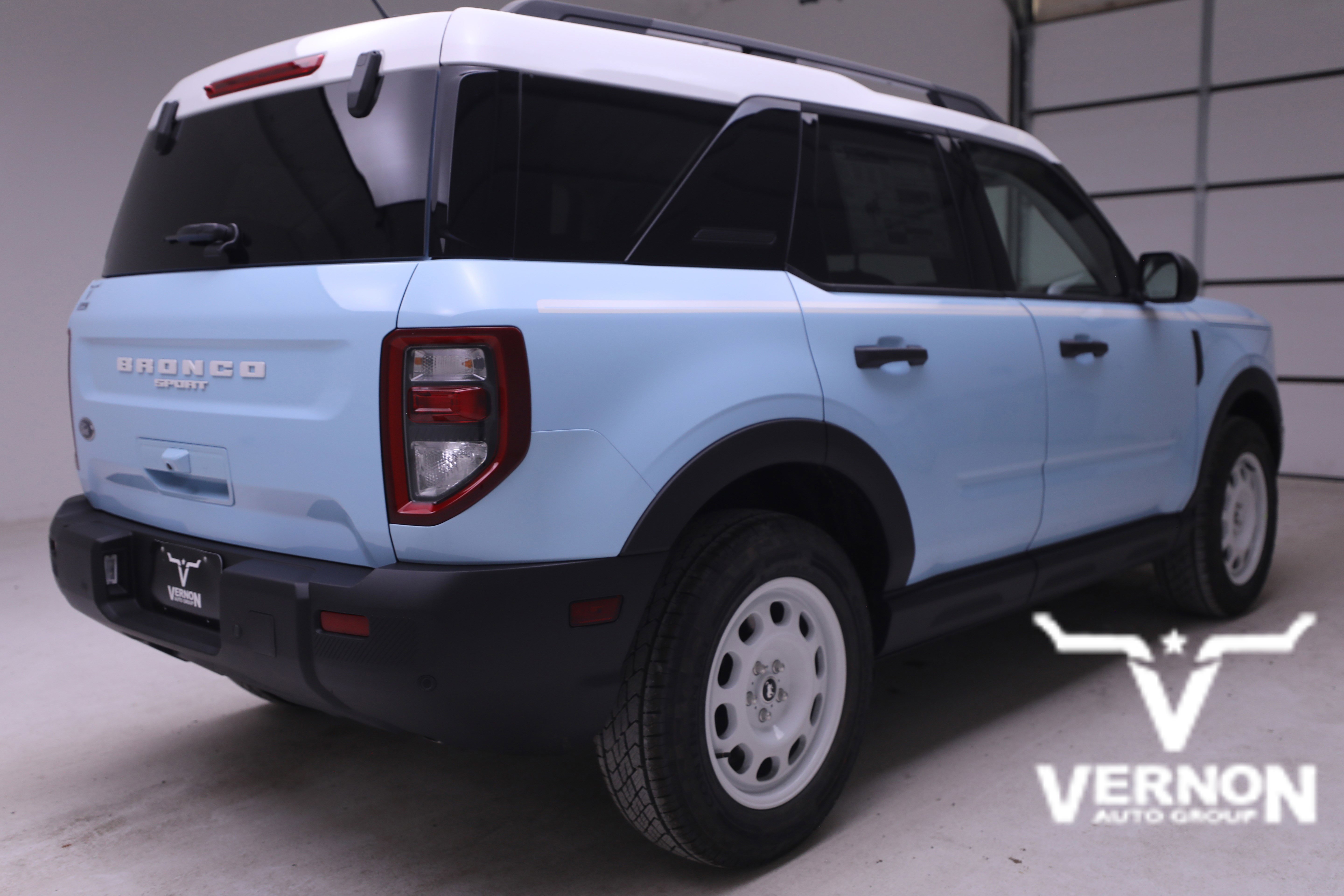 2025 Ford Bronco Sport Heritage photo 3