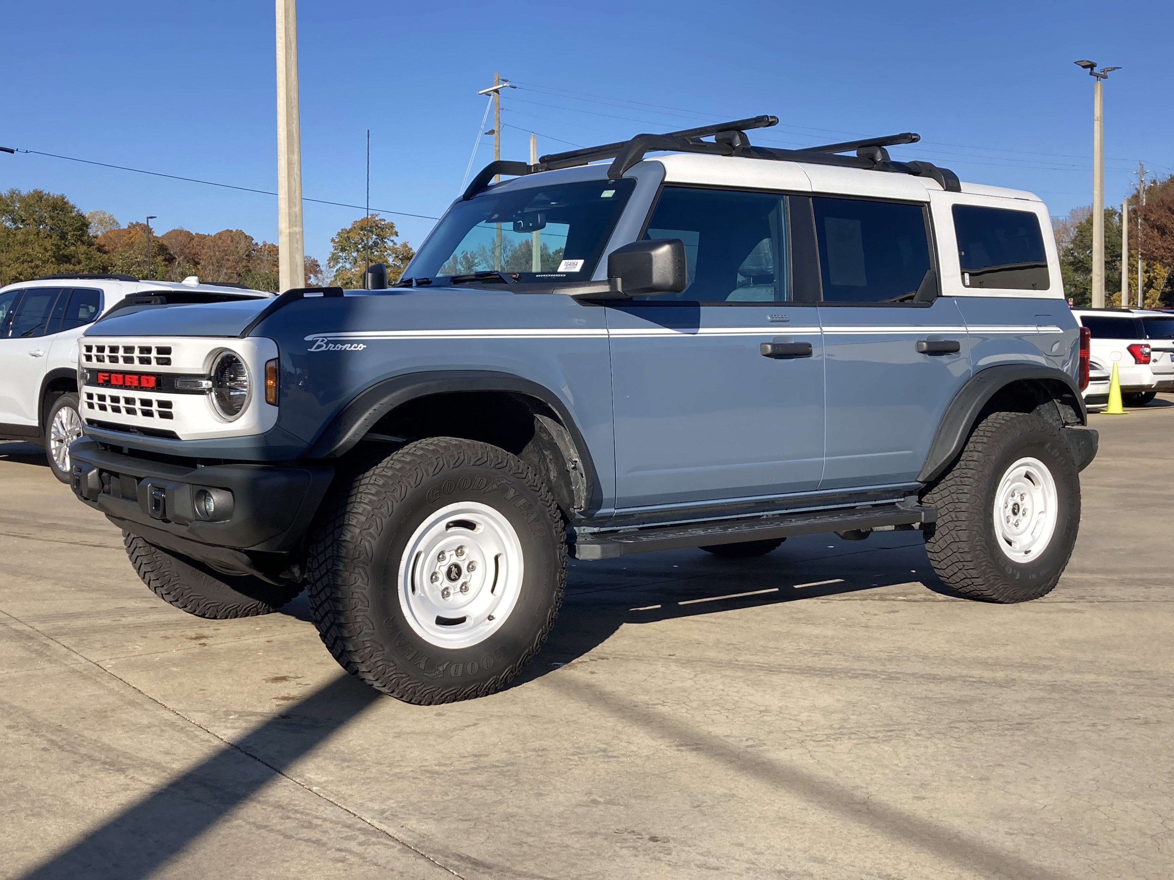 2023 Ford Bronco 4-Door Heritage Editon's photo