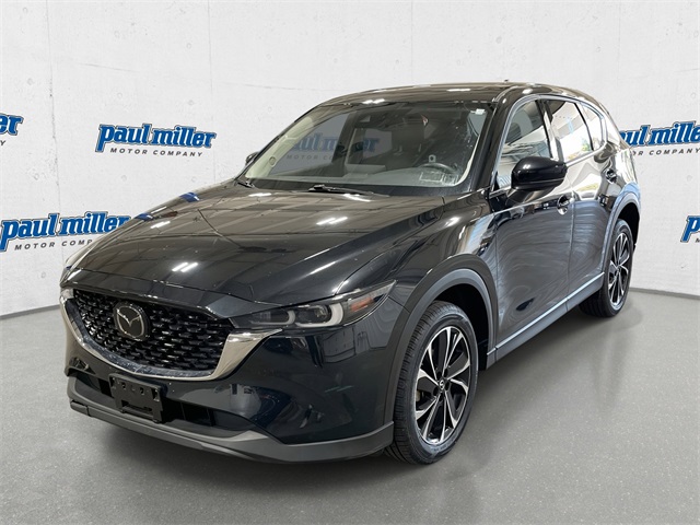 2022 Mazda CX-5 S Premium package's photo