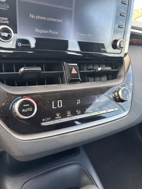 2022 Toyota Corolla LE photo 20