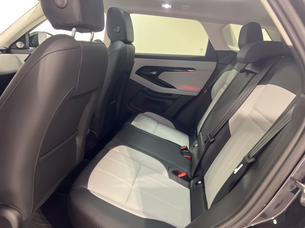 2025 Land Rover Range Rover Evoque Dynamic SE photo 19