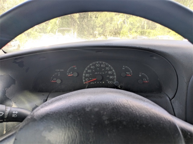 1998 Ford F-150 XL photo 15