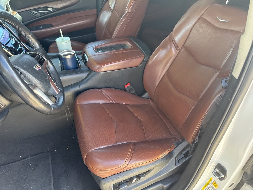 2017 Cadillac Escalade ESV Premium Luxury photo 3