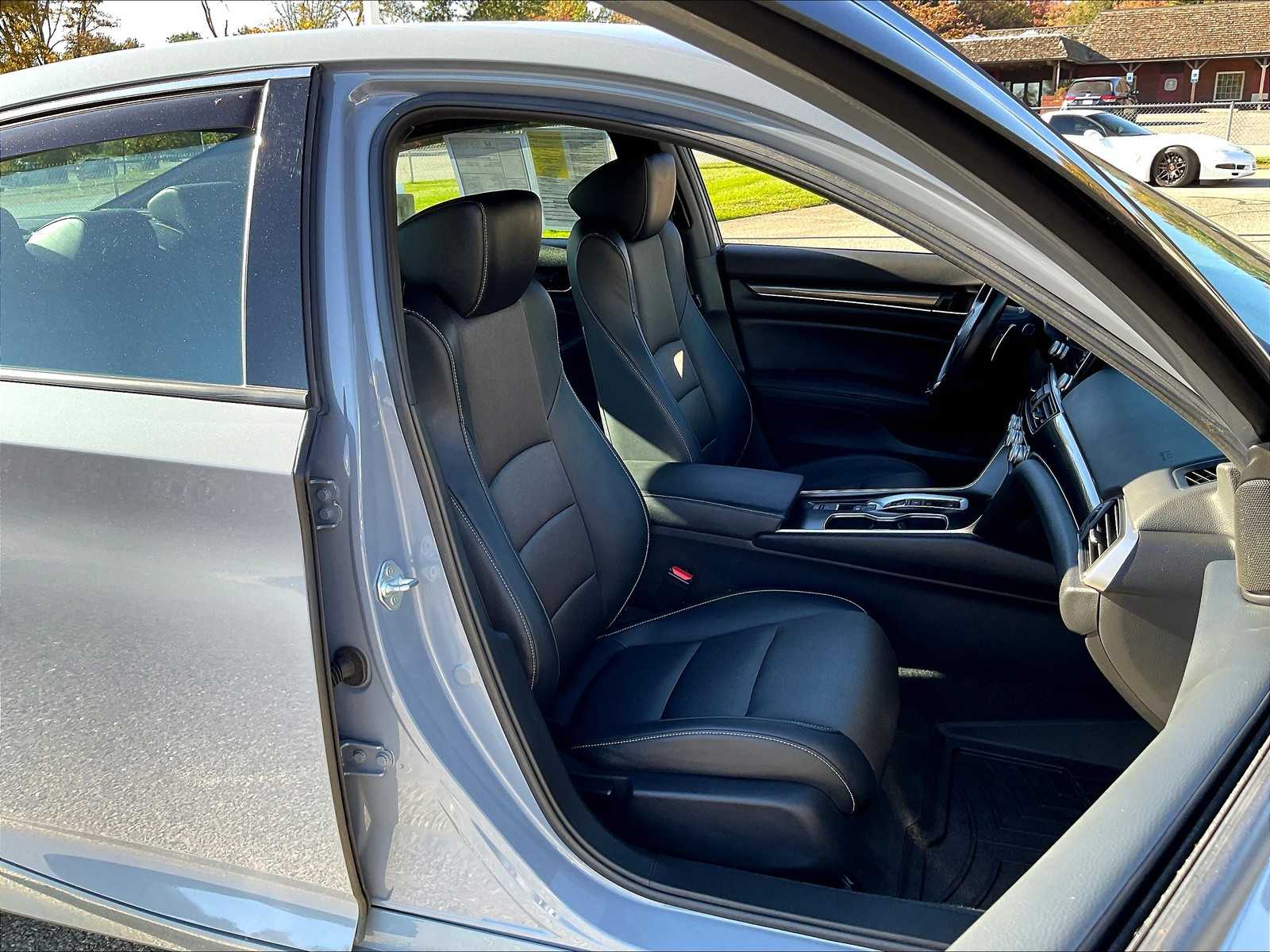 2022 Honda Accord Hybrid Sport photo 13