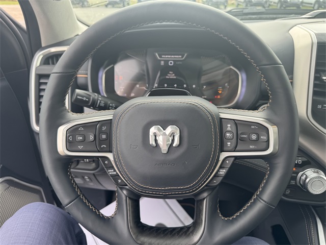 2025 Ram 1500 photo 32