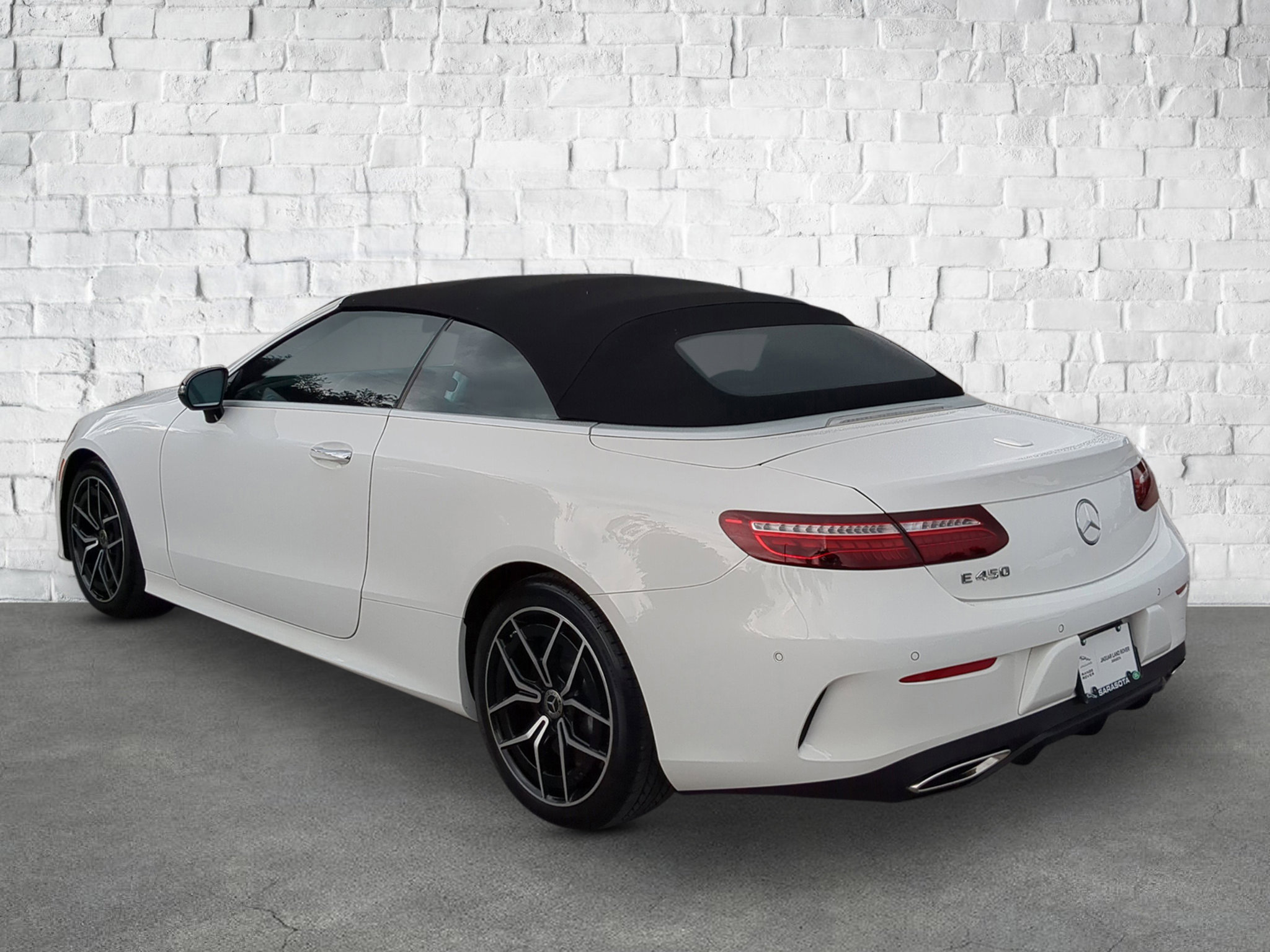 2023 Mercedes Benz E 450 photo 4