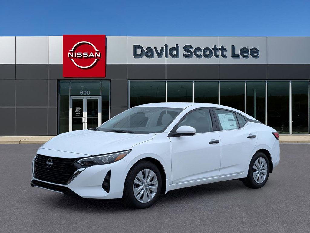 2025 Nissan Sentra S's photo