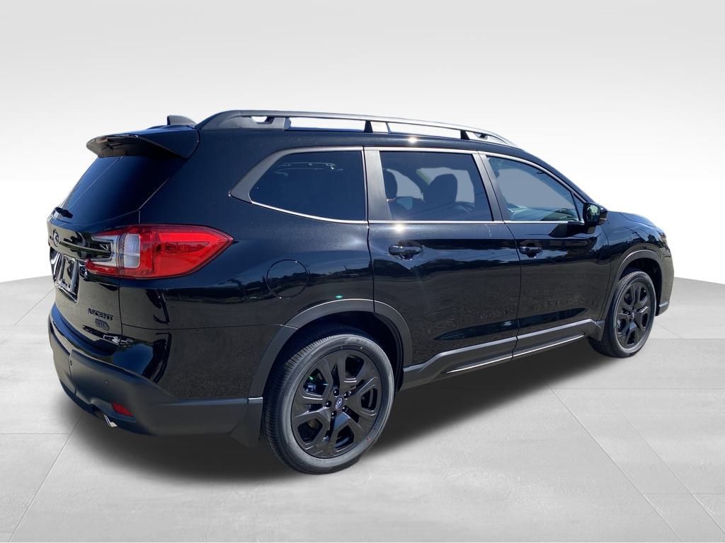 2025 Subaru Ascent Onyx Edition Touring photo 3