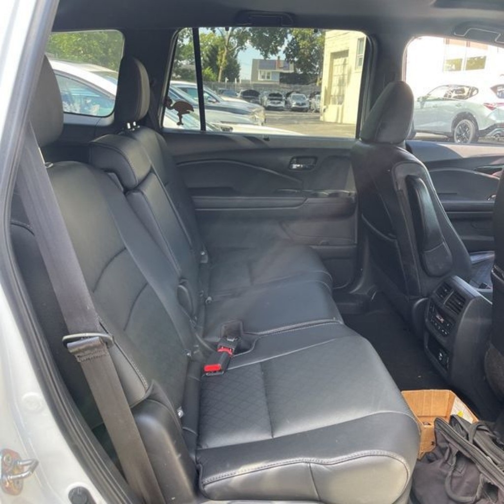 2019 Honda Passport Elite photo 16