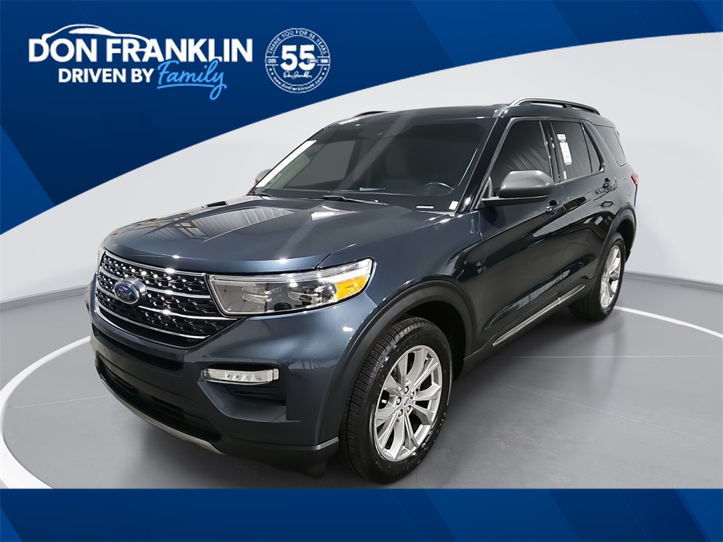 2023 Ford Explorer XLT's photo