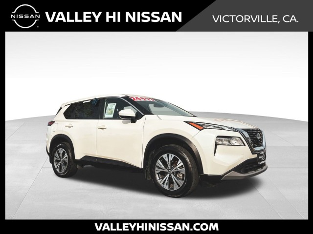 2023 Nissan Rogue SV's photo