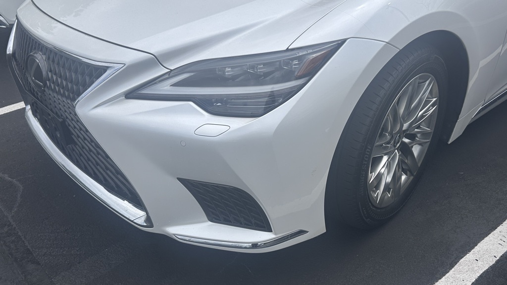 2021 Lexus LS 500 photo 10