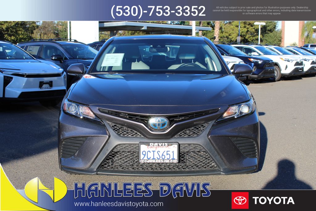 2019 Toyota Camry Hybrid SE photo 4