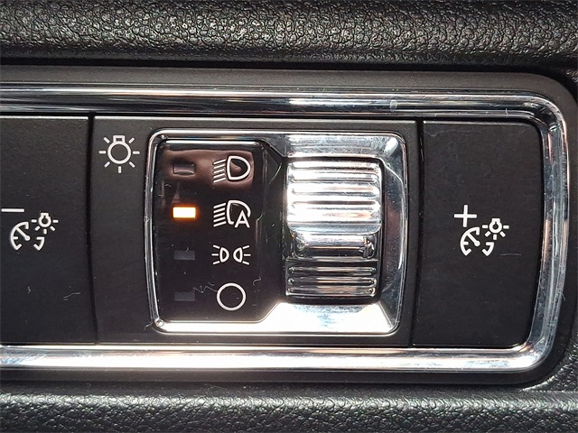 2023 Lincoln Corsair Standard photo 20