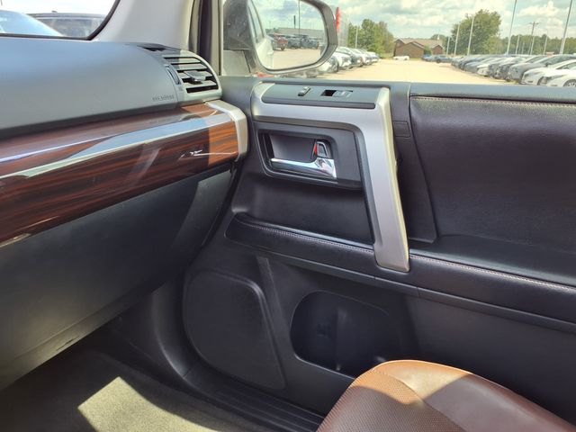 2017 Toyota 4Runner Limited photo 7