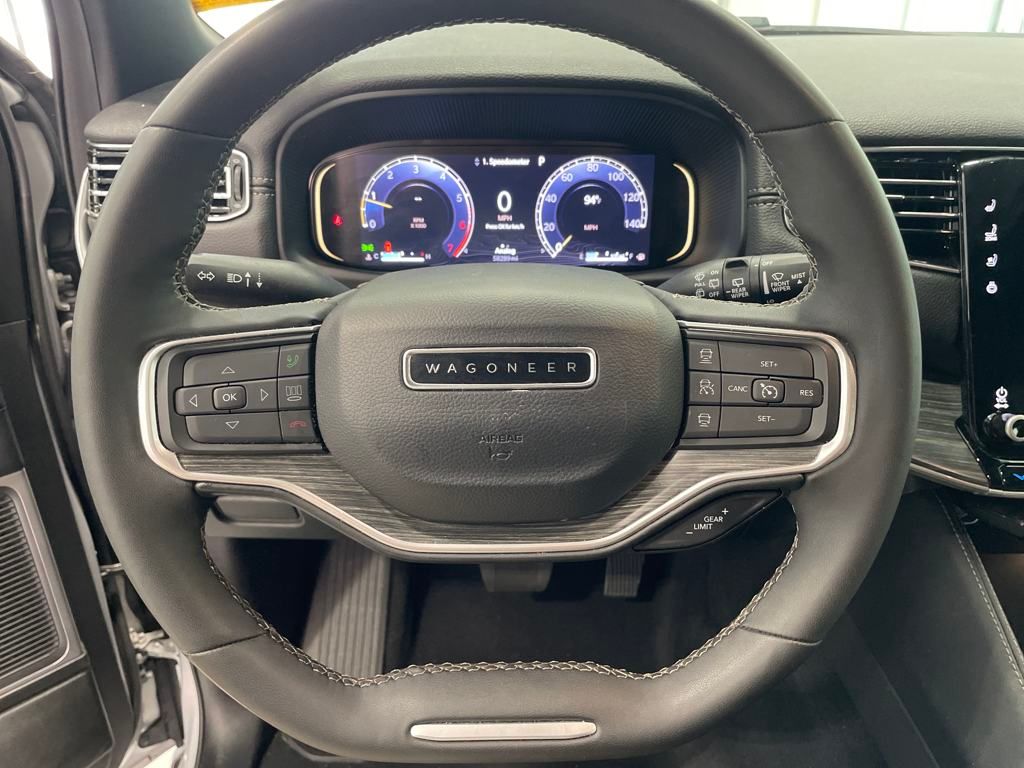 2024 Jeep Wagoneer Series II photo 14