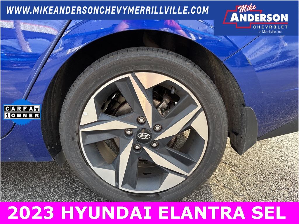 2023 Hyundai Elantra SEL photo 24