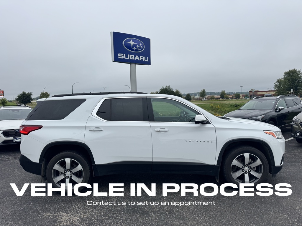 Used 2020 Chevrolet Traverse 3LT with VIN 1GNEVHKW4LJ153719 for sale in Rochester, Minnesota