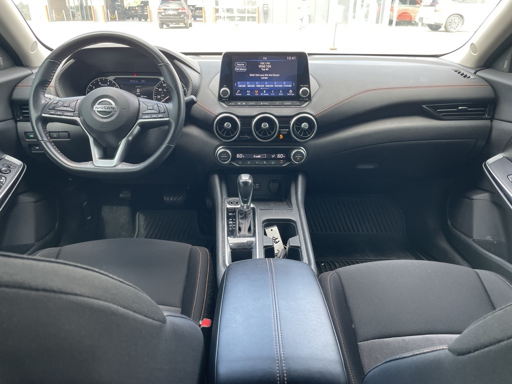 2023 Nissan Sentra SR photo 14