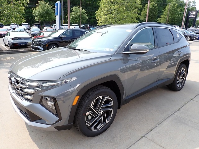 2025 Hyundai Tucson Limited photo 6