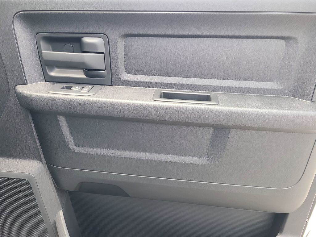 2025 Ram 3500 Tradesman photo 42