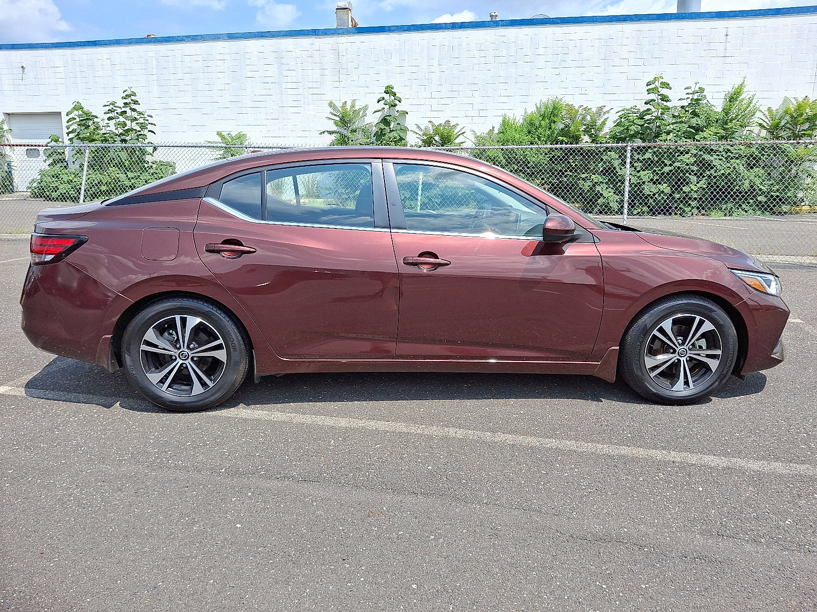 2021 Nissan Sentra SV photo 7