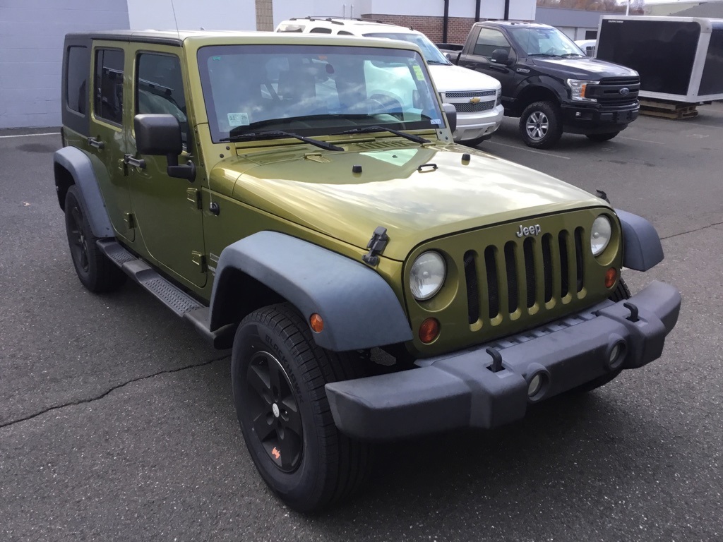 2010 Jeep Wrangler Unlimited Sport photo 2