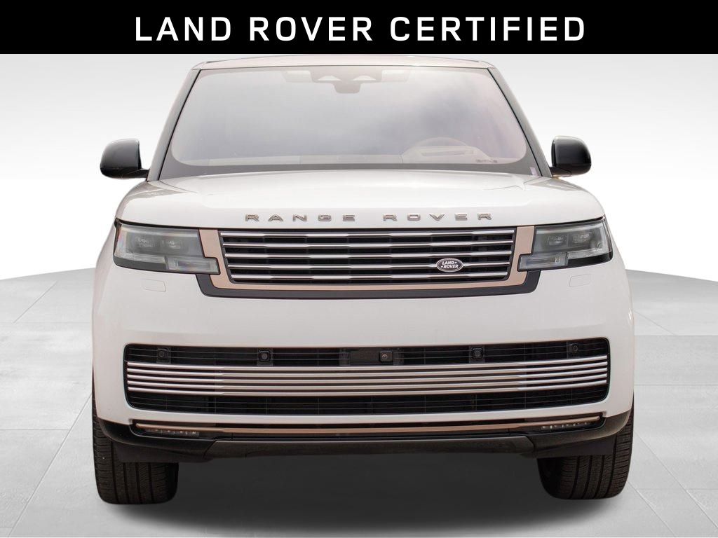 2022 Land Rover Range Rover SV photo 2