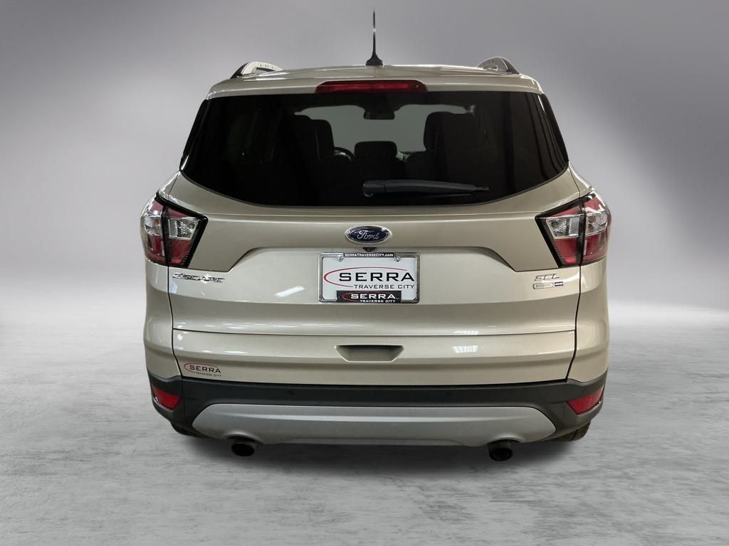 2018 Ford Escape SEL photo 4