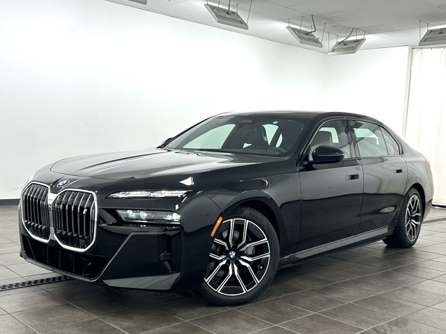 2025 BMW i7 60's photo