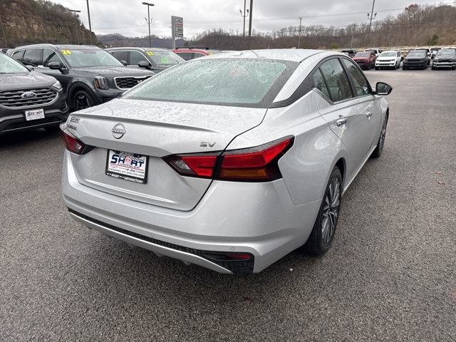 2024 Nissan Altima 2.5 SV photo 3