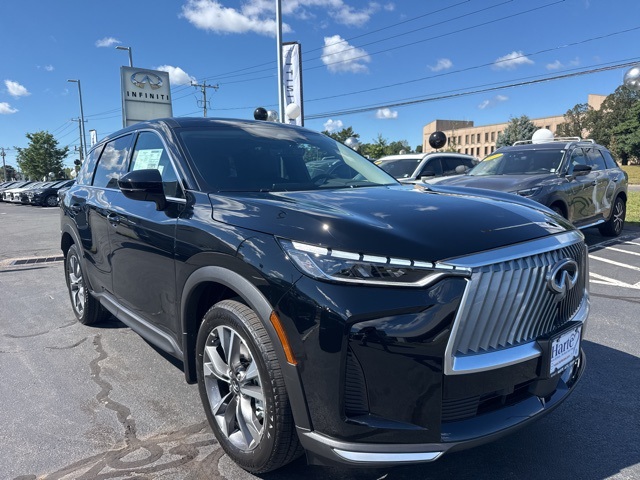 2026 Infiniti QX60 Pure AWD photo 2