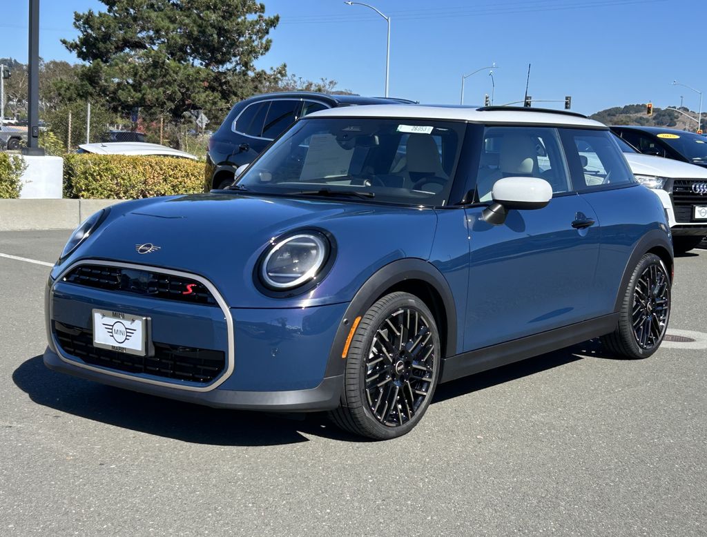 2026 MINI Hardtop 2 Door S's photo