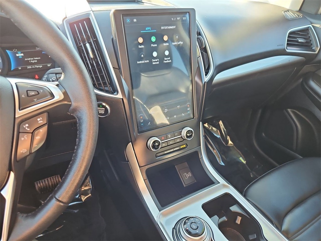 2024 Ford Edge SEL photo 16