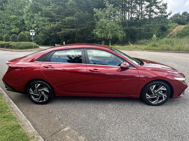 2025 Hyundai Elantra Hybrid Limited photo 6
