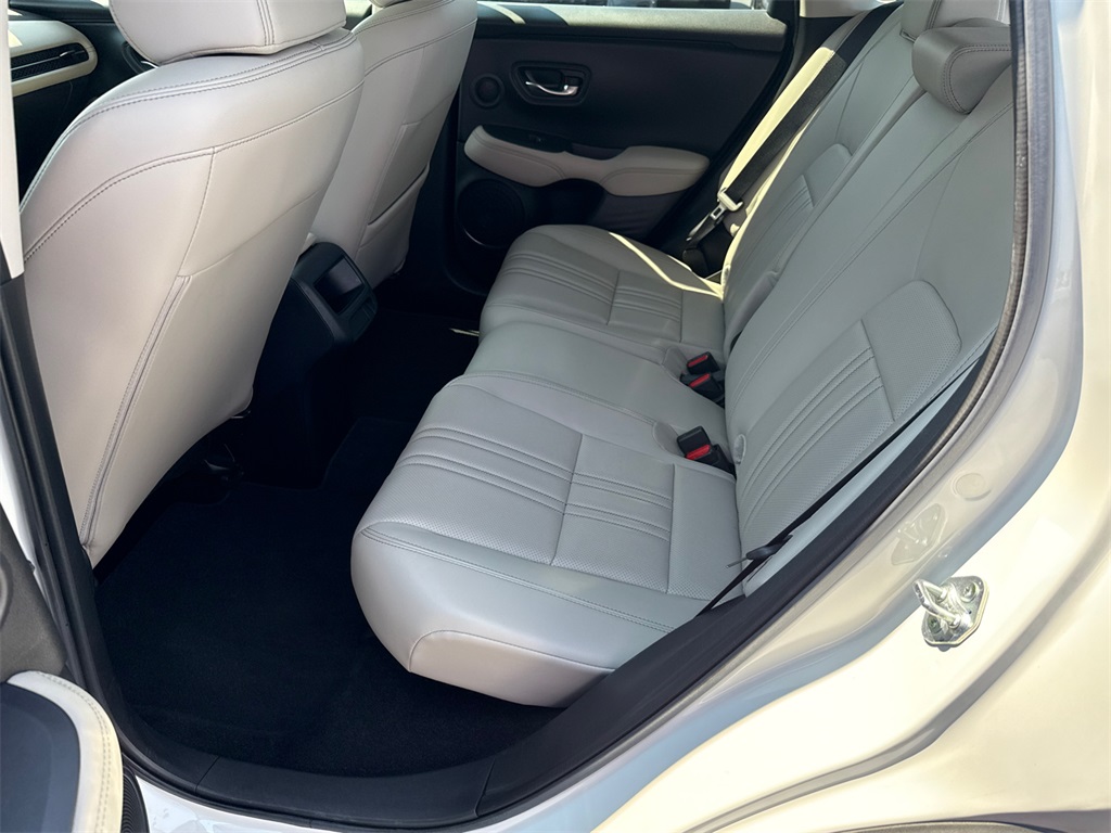 2023 Honda HR-V EX-L photo 17