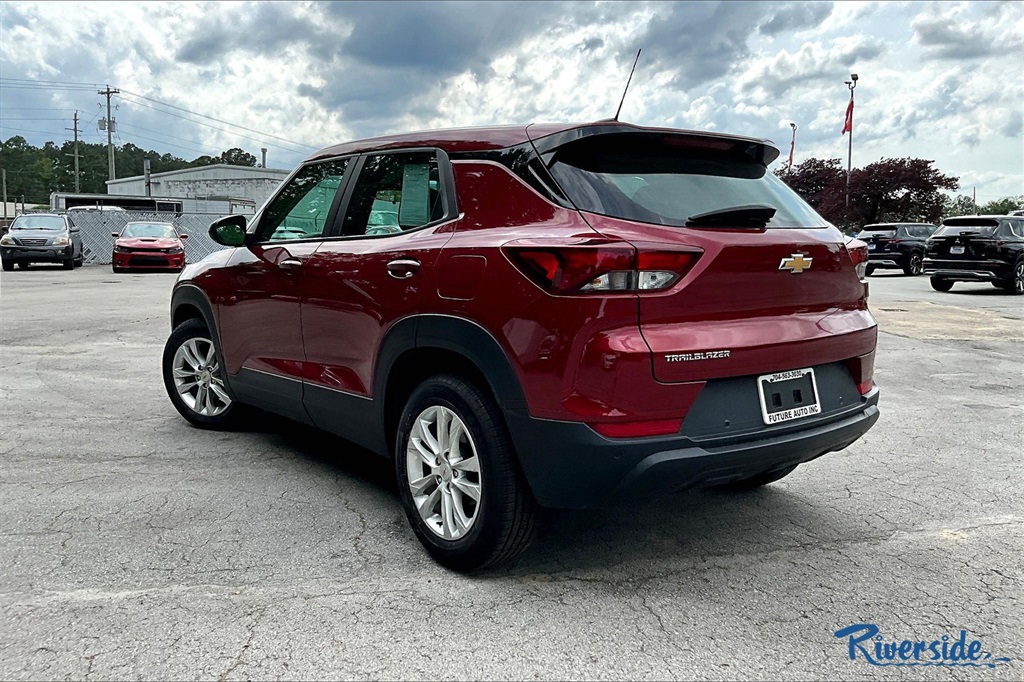 2021 Chevrolet Trailblazer LS photo 6