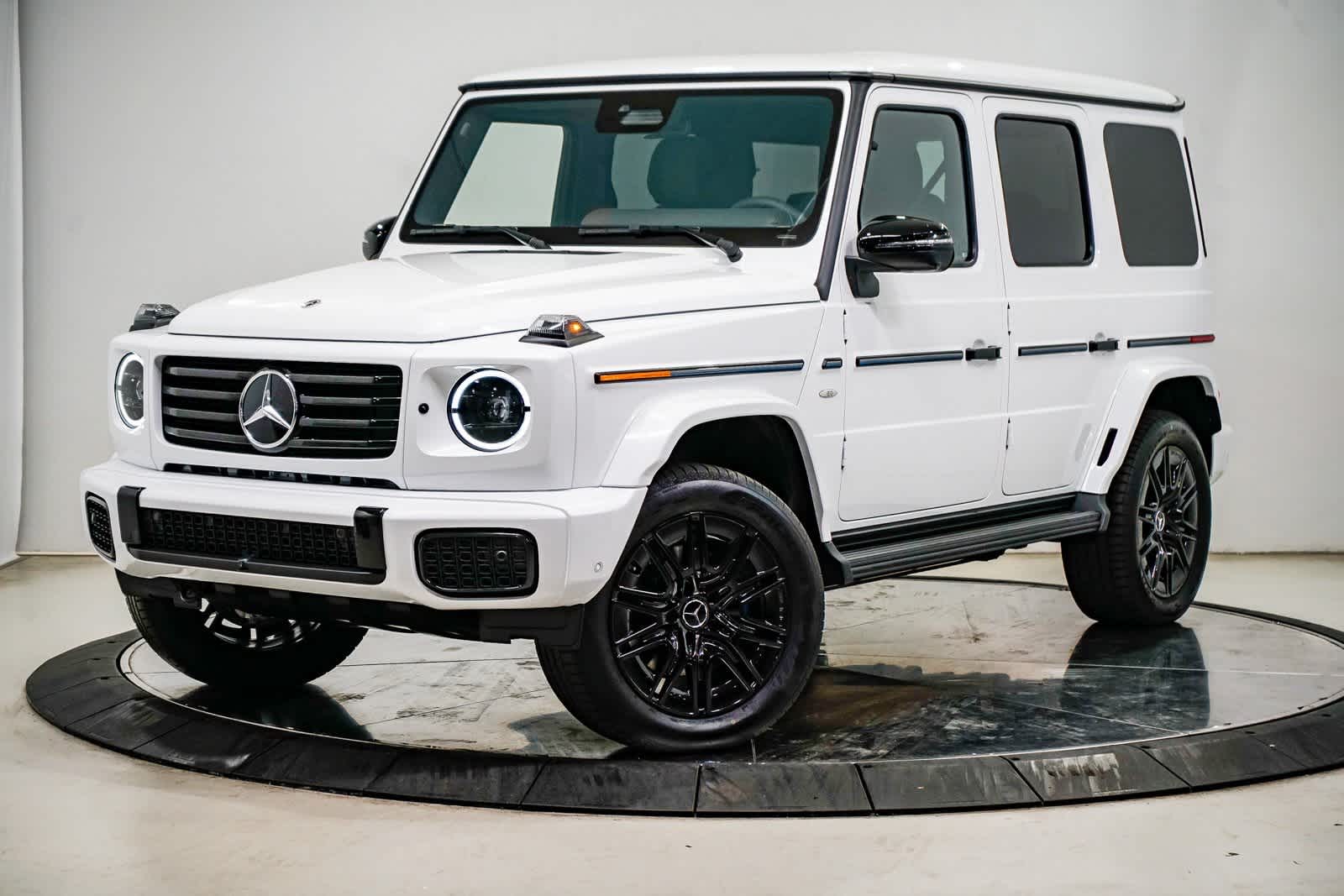 2025 Mercedes-Benz G-Class G580's photo