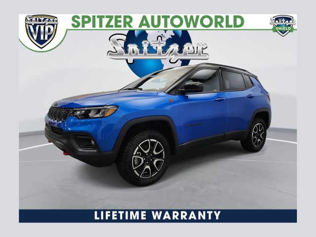 2026 Jeep Compass Trailhawk's photo