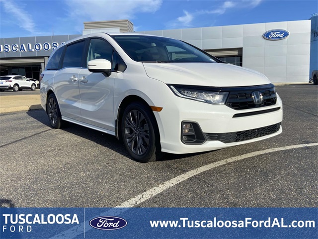 2025 Honda Odyssey Touring's photo